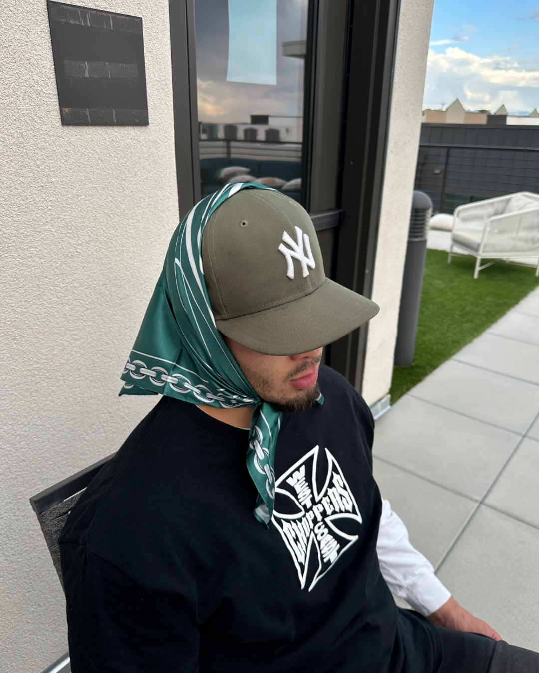 Script Chain Headscarf